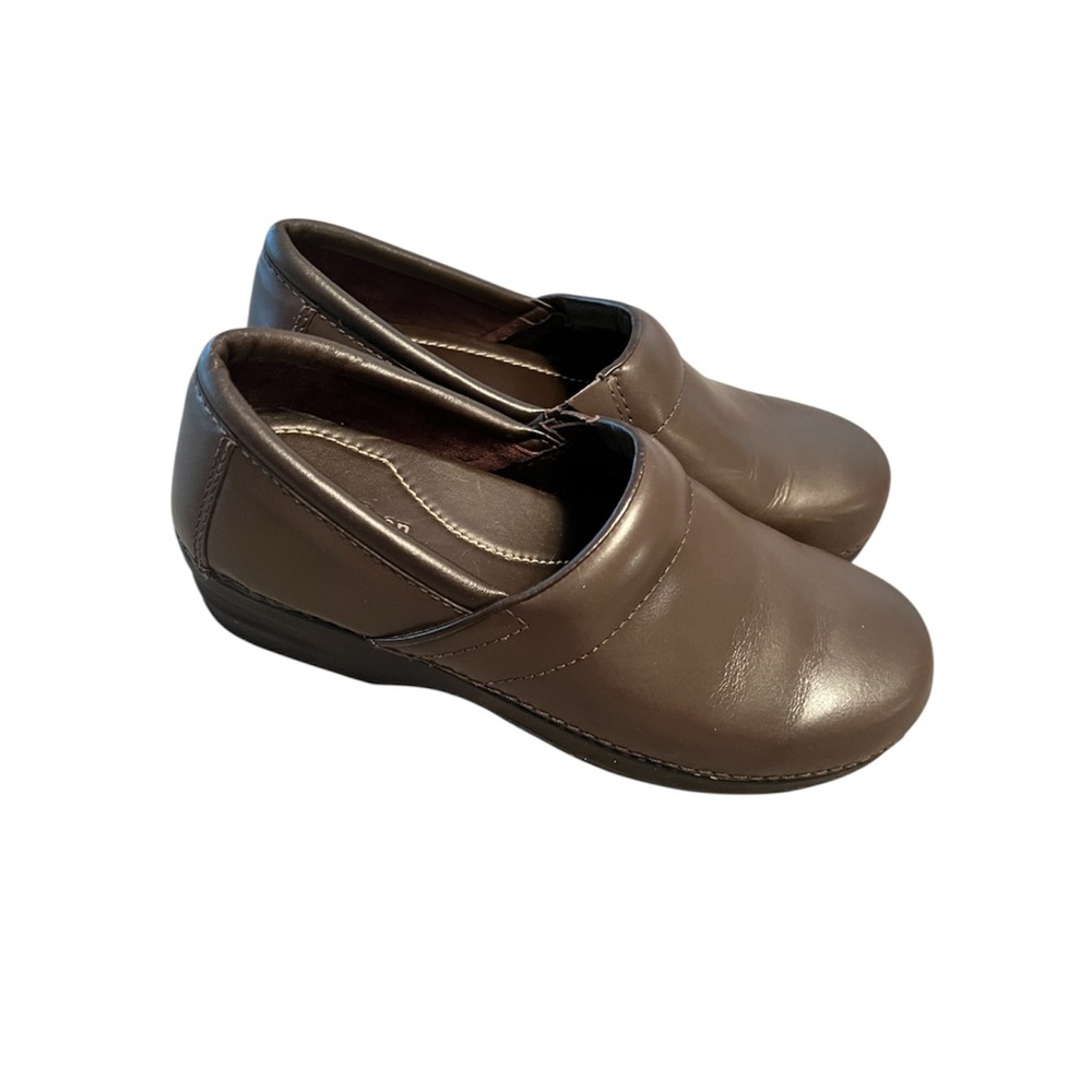 L.L. Bean Women’s Brown Leather Nursing Clogs 8.5 M